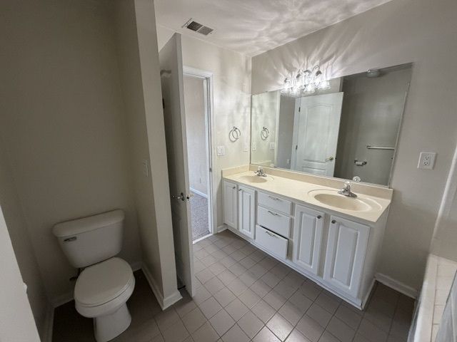 Gallery Photo 26